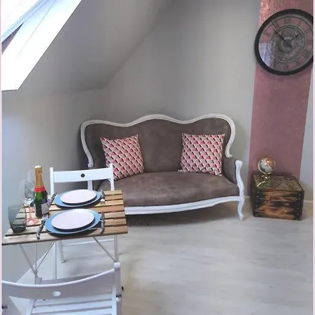 Studio 2g Apartment *